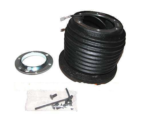 MOMO Lenkradnabe 6x70mm Honda
Accord96- Civic96- Civic TypR 00-