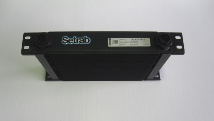 Ölkühler Setrab Pro Line STD Serie 6 
Ölkühler - Reihen: 25 Reihen (194mm)